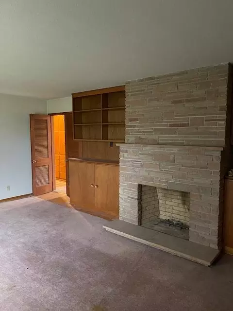 Living - 119 E Clausen Rd, Turlock, CA 95380 photo 1 of 1