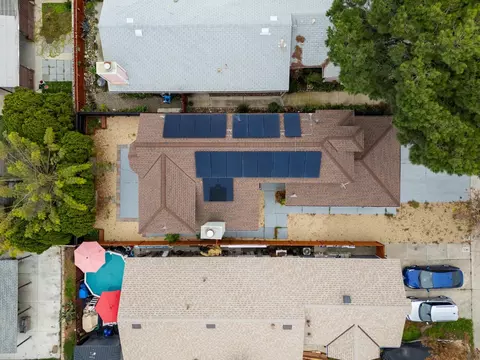 View/Area - 335 W Clover Rd, Tracy, CA 95376 photo 2 of 6