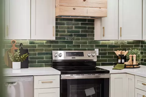 Kitchen - 335 W Clover Rd, Tracy, CA 95376 photo 4 of 4