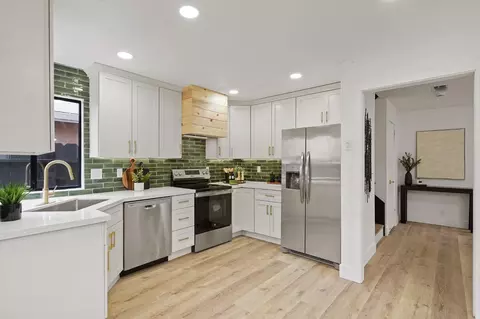 Kitchen - 335 W Clover Rd, Tracy, CA 95376 photo 1 of 4