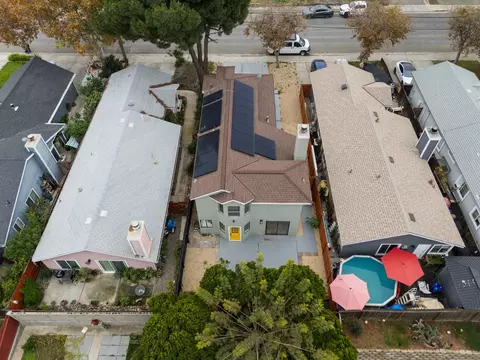 View/Area - 335 W Clover Rd, Tracy, CA 95376 photo 1 of 6