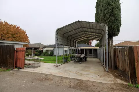 Exterior - 2209 7th St, Ceres, CA 95307 photo 16 of 17