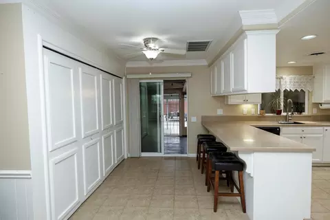 Entry Way - 2209 7th St, Ceres, CA 95307 photo 1 of 2