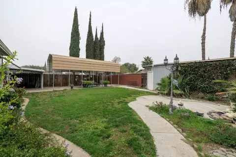 Exterior - 2209 7th St, Ceres, CA 95307 photo 7 of 17