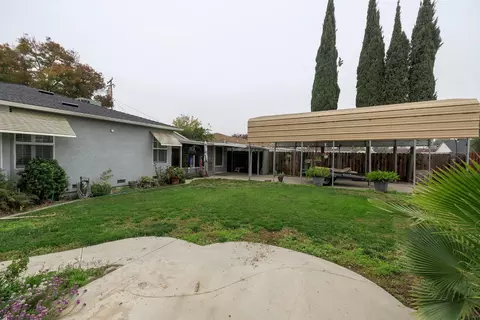 Exterior - 2209 7th St, Ceres, CA 95307 photo 9 of 17