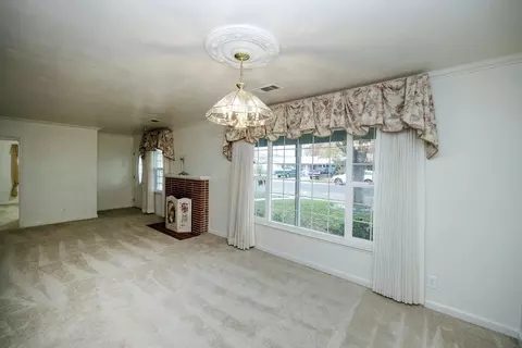Living - 2209 7th St, Ceres, CA 95307 photo 5 of 8