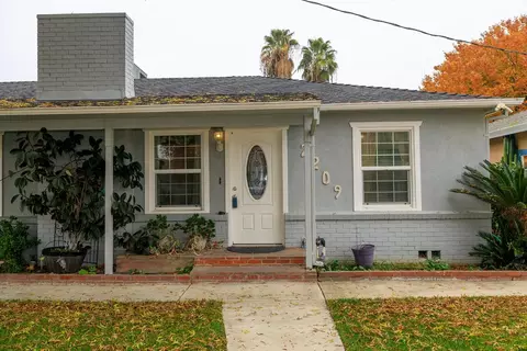 Exterior - 2209 7th St, Ceres, CA 95307 photo 4 of 17