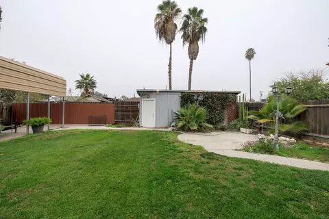 Exterior - 2209 7th St, Ceres, CA 95307 photo 14 of 17