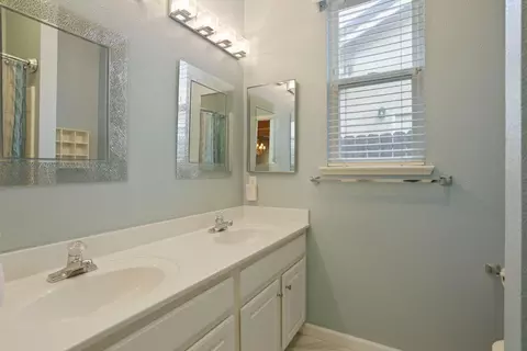 2804 Sagemill Dr, Modesto, CA 95355 photo 9