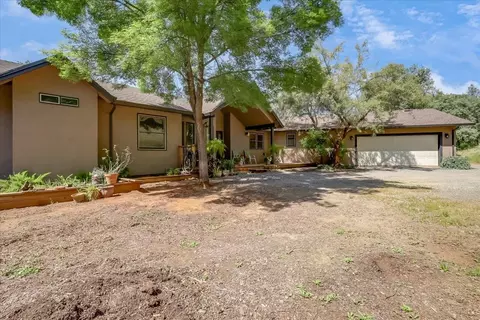 9521 Sicard Flat Rd, Browns Valley, CA 95918