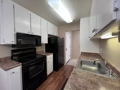 Kitchen - 14101 E 14th St #104, San Leandro, CA 94578 photo 1 of 2