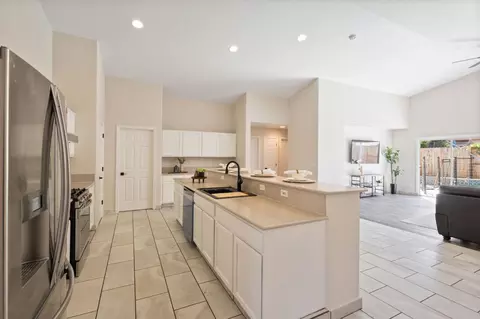Other - 609 Roadrunner Dr, Patterson, CA 95363 photo 5 of 10