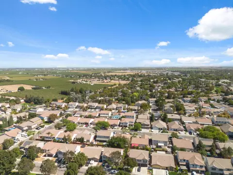 View/Area - 609 Roadrunner Dr, Patterson, CA 95363 photo 2 of 2