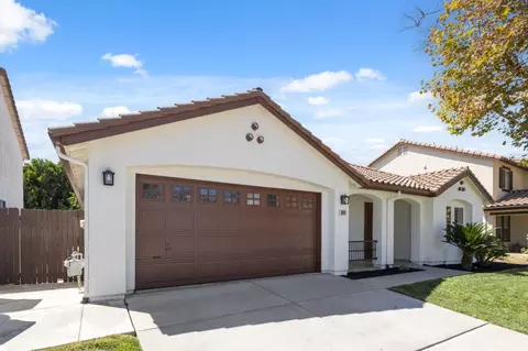 609 Roadrunner Dr, Patterson, CA 95363 photo 1