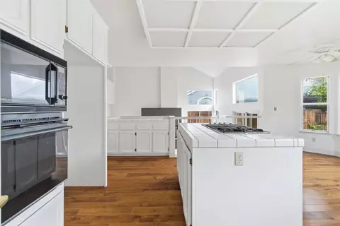 Kitchen - 1460 Cornucopia Pl, Tracy, CA 95377 photo 1 of 8