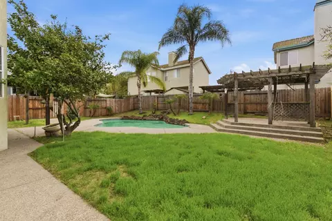 Exterior - 1460 Cornucopia Pl, Tracy, CA 95377 photo 7 of 11