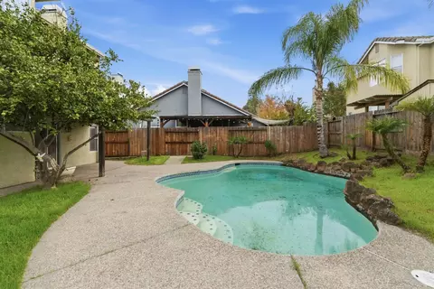 Exterior - 1460 Cornucopia Pl, Tracy, CA 95377 photo 9 of 11