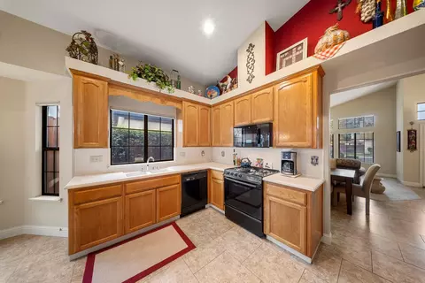 1837 Brookside Dr, Manteca, CA 95336 photo 11