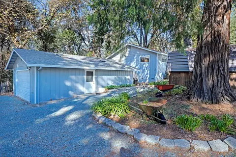 Exterior - 19475 Murphy Rd, Pine Grove, CA 95665 photo 6 of 15