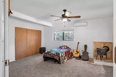 Bedroom - 19475 Murphy Rd, Pine Grove, CA 95665 photo 5 of 7