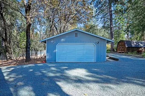 Exterior - 19475 Murphy Rd, Pine Grove, CA 95665 photo 4 of 15