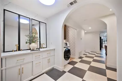 Entry Way - 7011 Kemper Rd, Modesto, CA 95357 photo 1 of 1