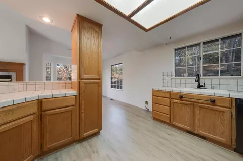 Kitchen - 120 Plainview Ave, Applegate, CA 95703 photo 4 of 4