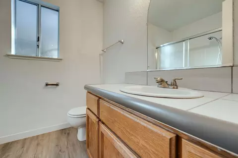 Bath - 120 Plainview Ave, Applegate, CA 95703 photo 4 of 7