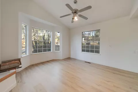 Living - 120 Plainview Ave, Applegate, CA 95703 photo 6 of 10