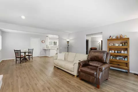 6919 Lincoln Ave, Carmichael, CA 95608 photo 14