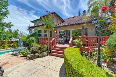 Exterior - 100 Hinkle Ct, Folsom, CA 95630 photo 6 of 35