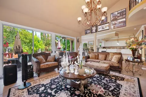 Living - 100 Hinkle Ct, Folsom, CA 95630 photo 4 of 4