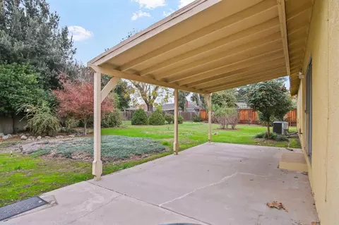 Exterior - 201 Eagle Ct, Modesto, CA 95350 photo 3 of 6