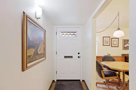 Entry Way - 201 Eagle Ct, Modesto, CA 95350 photo 1 of 2