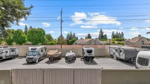 Exterior - 4021 Copper Penny Ct, Modesto, CA 95355 photo 21 of 26
