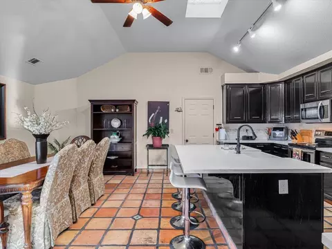 Kitchen - 4021 Copper Penny Ct, Modesto, CA 95355 photo 2 of 8
