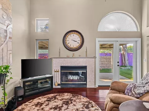 Living - 4021 Copper Penny Ct, Modesto, CA 95355 photo 3 of 6