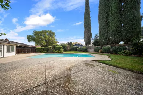 1500 Crestview Dr, Modesto, CA 95355 photo 32