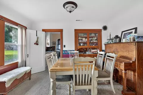 Dining - 28015 N Blossom Rd, Walnut Grove, CA 95690 photo 1 of 2