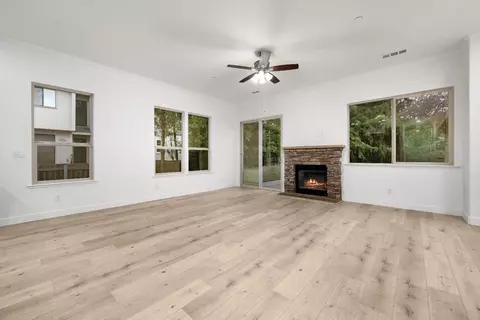 4024 Mason Ln, Carmichael, CA 95608 photo 6