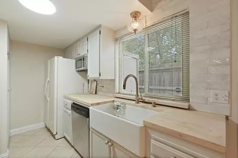 878 Rutledge Dr, Lodi, CA 95242 photo 4