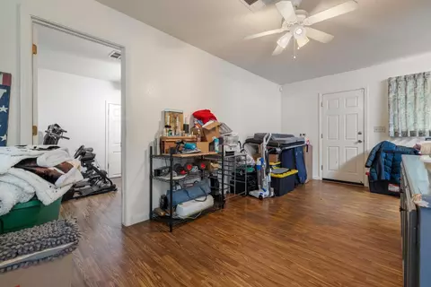 Entry Way - 381 Wallis Ave, Gustine, CA 95322 photo 10 of 10