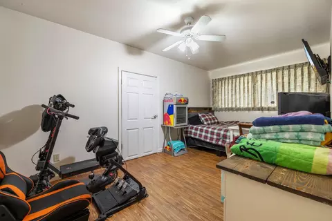Bedroom - 381 Wallis Ave, Gustine, CA 95322 photo 2 of 3