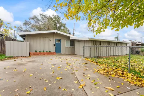 317 Brookwood Rd, Roseville, CA 95678