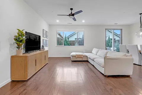 817 Stage Stop Loop, Rocklin, CA 95765 photo 14
