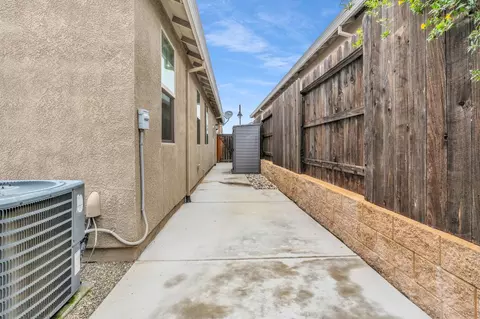 817 Stage Stop Loop, Rocklin, CA 95765 photo 20