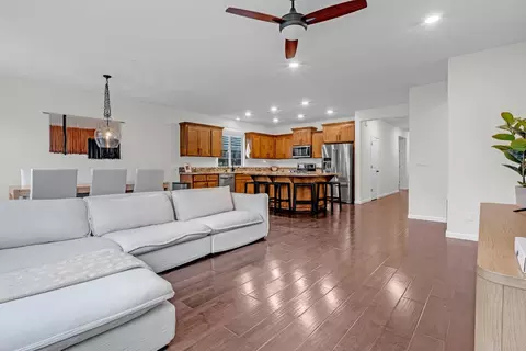 817 Stage Stop Loop, Rocklin, CA 95765 photo 3