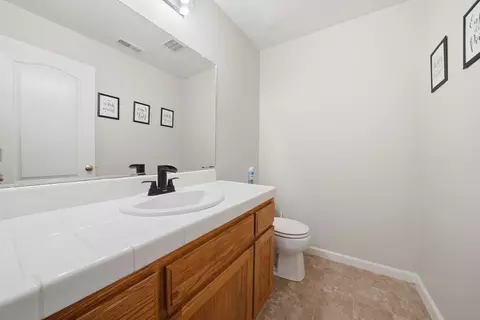 Entry Way - 1250 Wimbledon Dr, San Andreas, CA 95249 photo 4 of 6