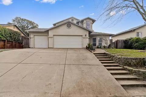 Exterior - 1250 Wimbledon Dr, San Andreas, CA 95249 photo 4 of 10