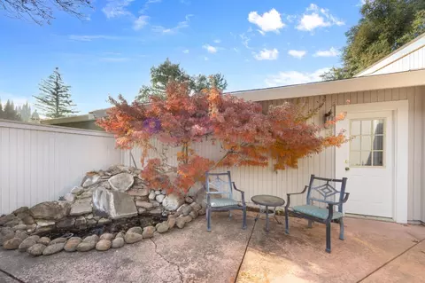 Exterior - 1317 Lake Blvd, Davis, CA 95616 photo 12 of 21